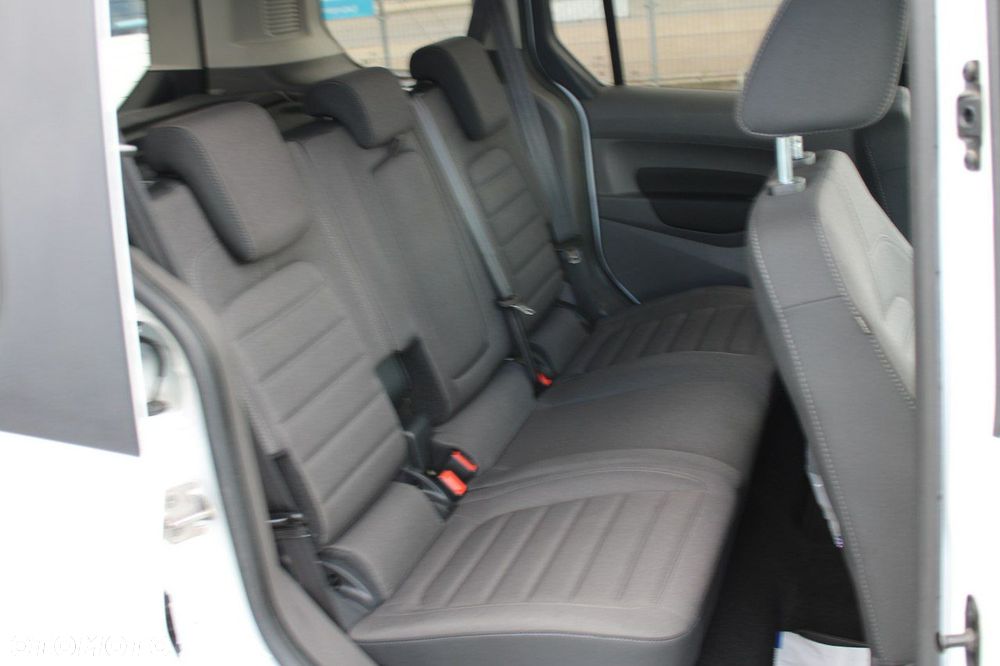 Ford Tourneo Connect - 28