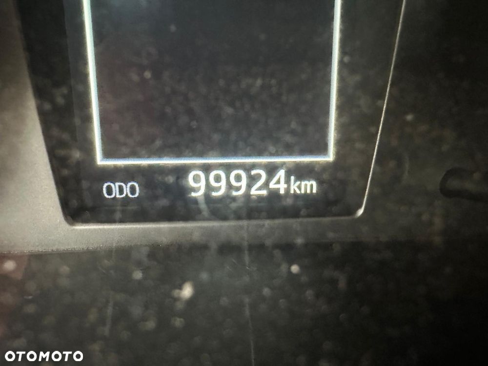 Toyota Hilux 2.8 D-4D Double Cab Invincible Sport 4x4 - 12