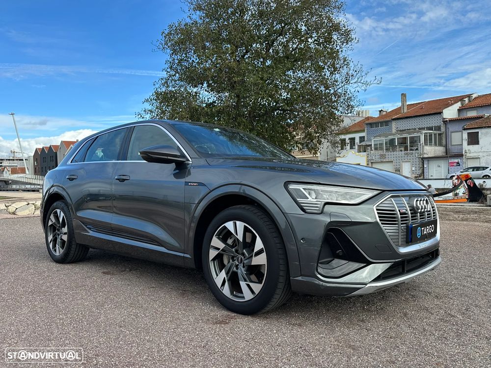 Audi e-tron - 50