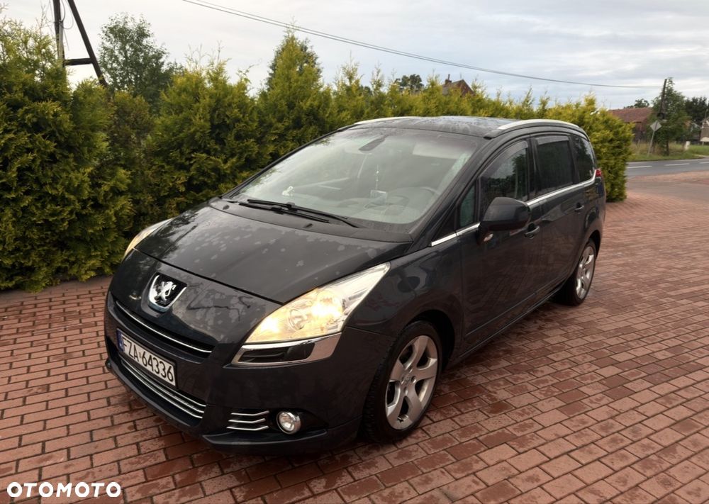 Peugeot 5008 - 1