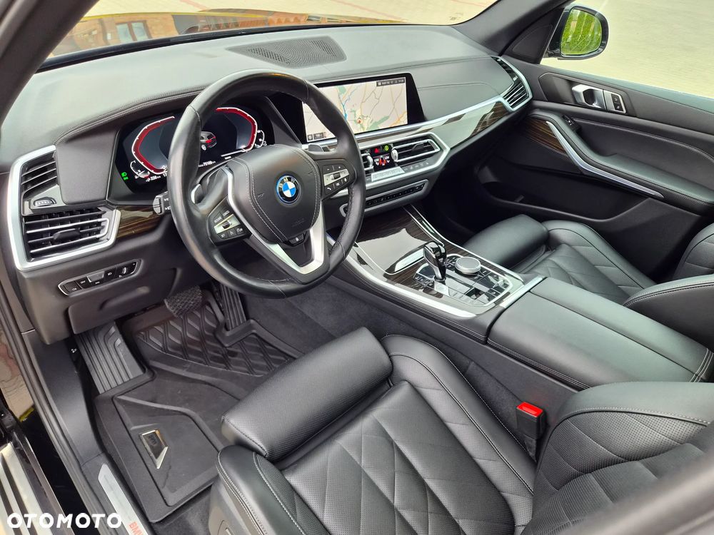 BMW X5 xDrive45e - 14