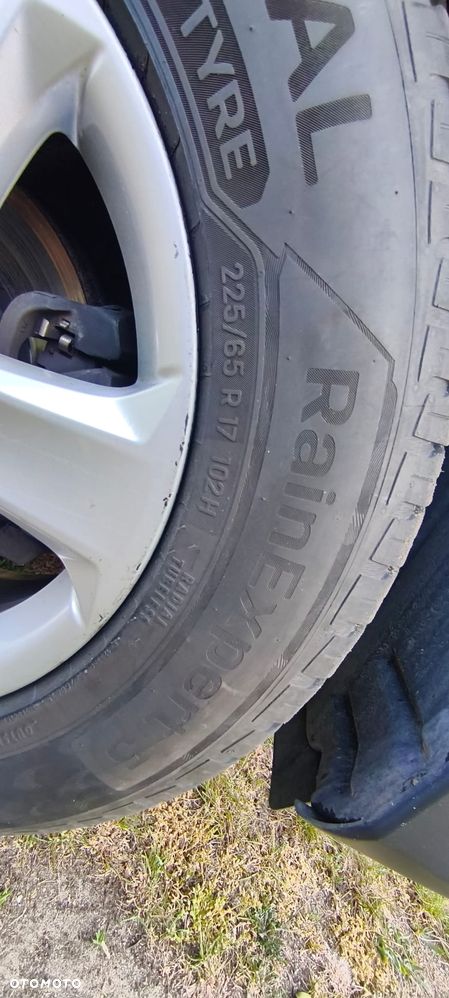 Toyota RAV4 2.0 D-4D Premium 4x2 - 5