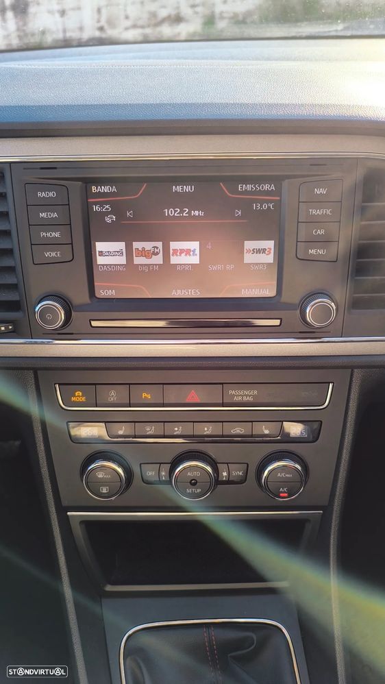 SEAT Leon SC 2.0 TDI DPF S&S FR - 33