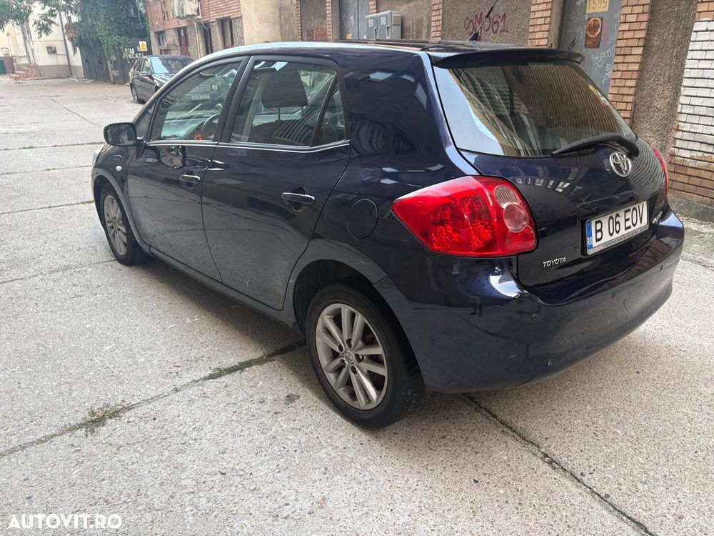 Toyota Auris - 5