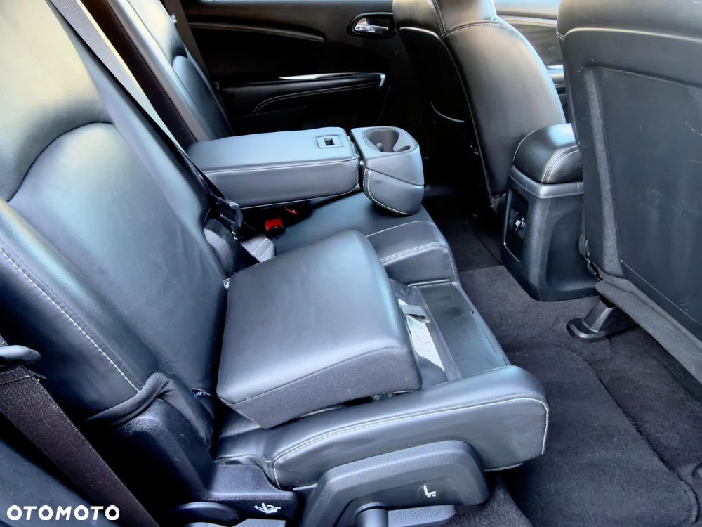 Fiat Freemont 2.0 Multijet 16V DPF Automatik Allrad Lounge - 24