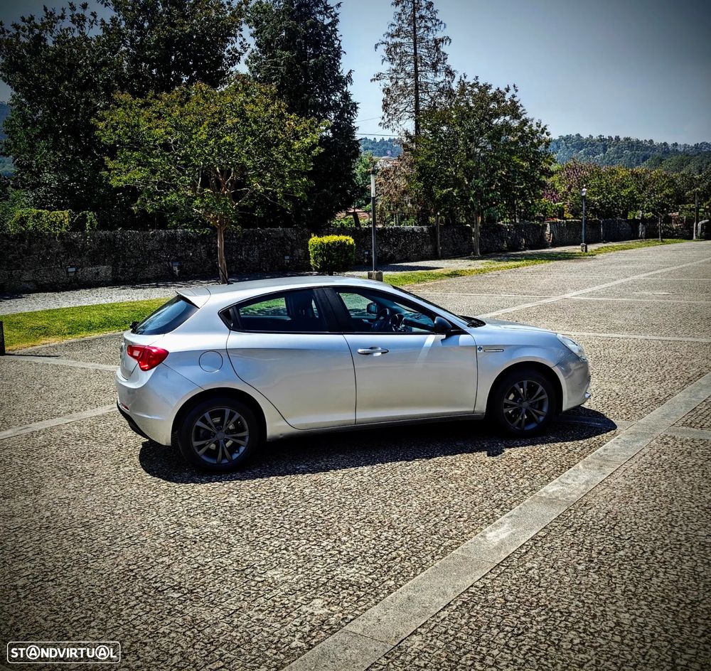 Alfa Romeo Giulietta 1.6 JTDM 16V Sport - 39