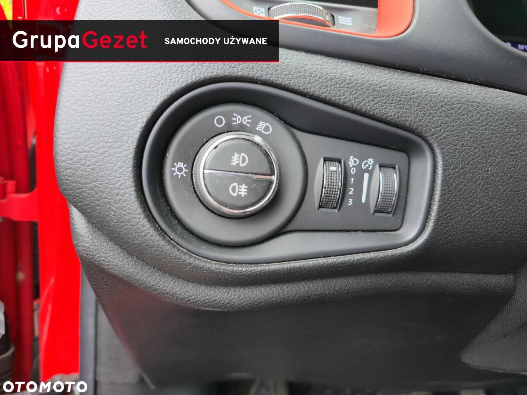 Jeep Renegade 1.3 GSE T4 Turbo Upland 4x4 S&S - 10