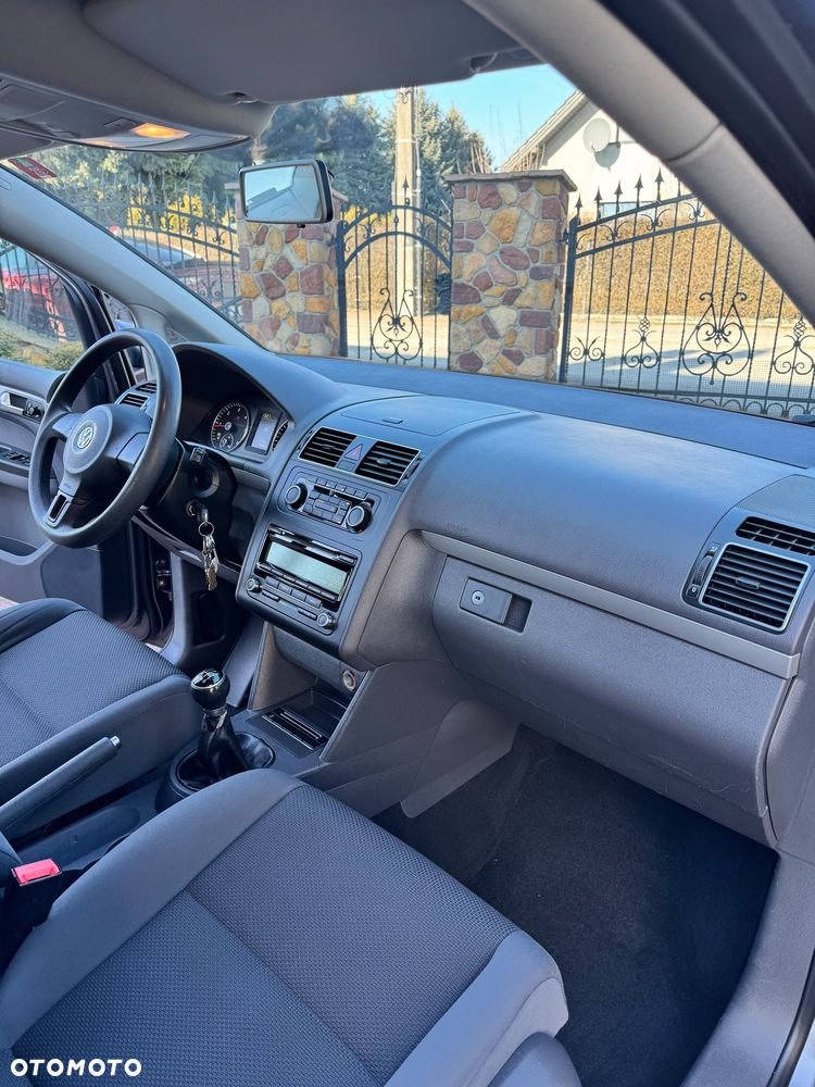 Volkswagen Touran - 7