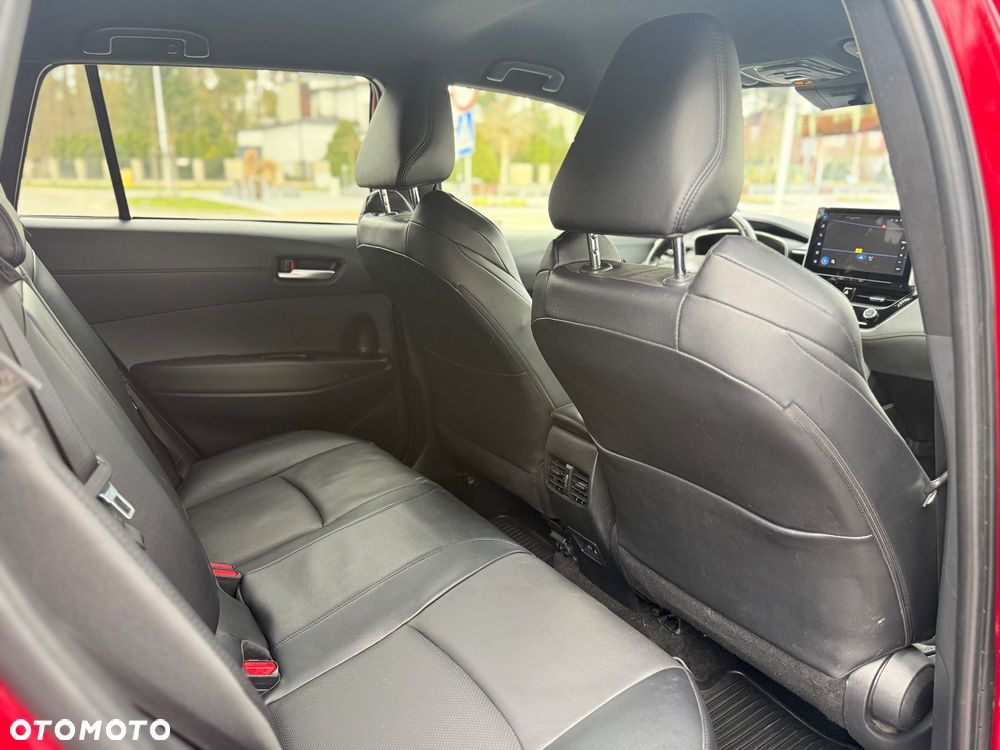 Toyota Corolla Cross 2.0 Hybrid Executive AWD - 17