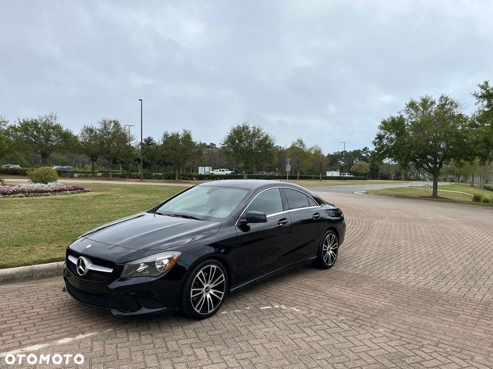 Mercedes-Benz CLA 250 4Matic 7G-DCT - 2
