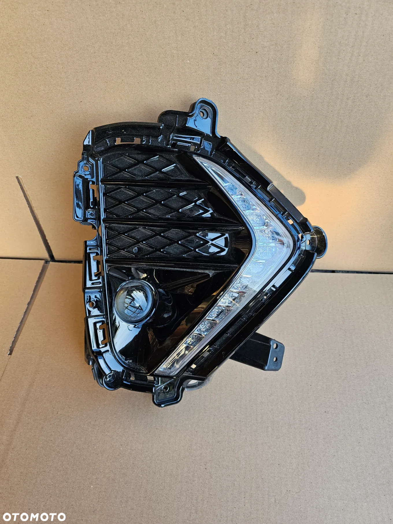 DRL Światło do jazdy dziennej kratka halogen prawy Hyundai Tucson II III Nline - 2