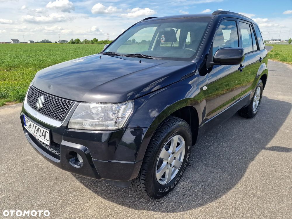 Suzuki Grand Vitara 2.0 - 6