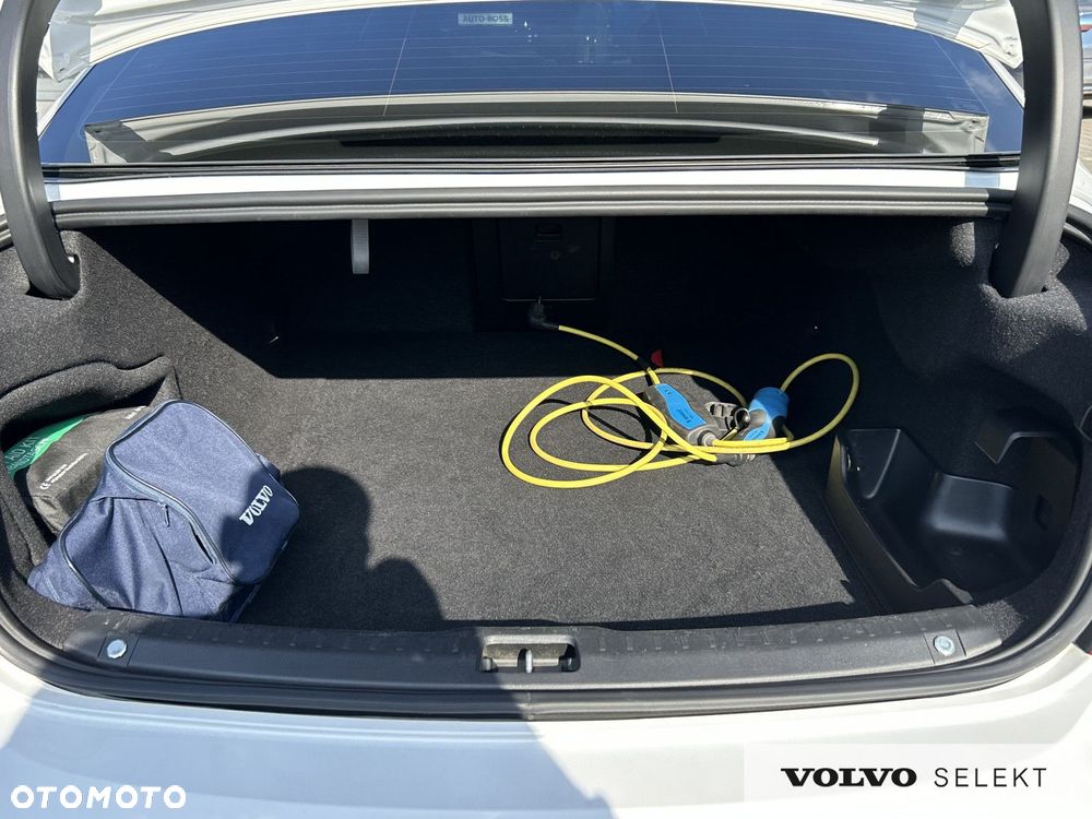Volvo S90 - 33