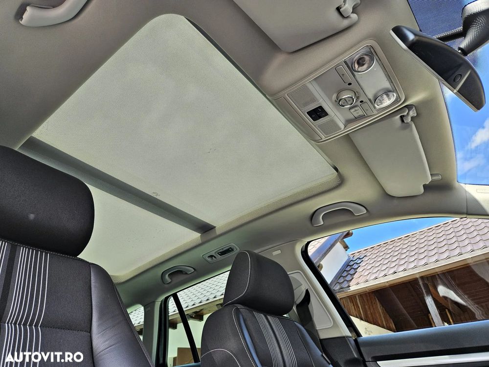 Volkswagen Golf 2.0 TDI DPF MATCH - 29