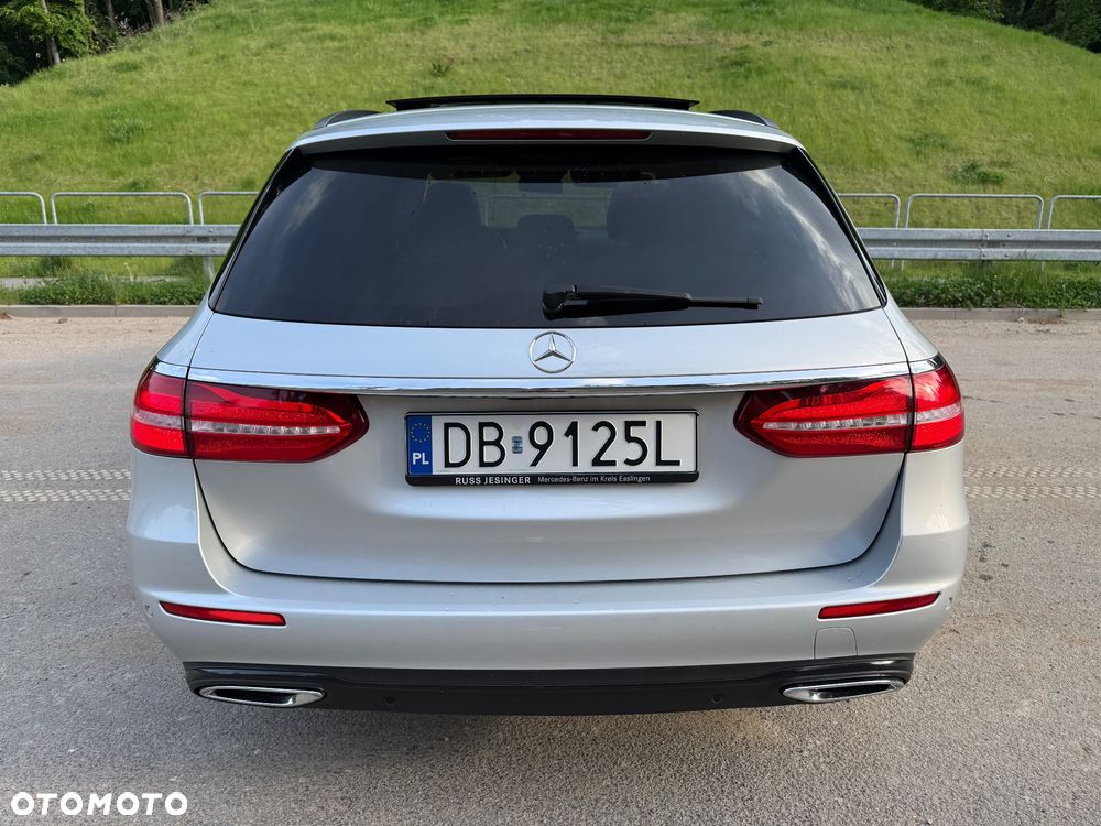 Mercedes-Benz Klasa E 220 d 9G-TRONIC - 11