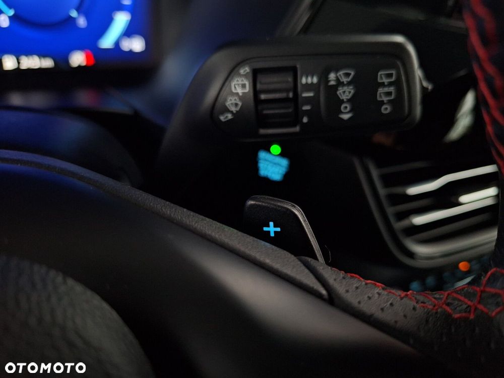 Ford Kuga 2.0 EcoBlue AWD ST-Line - 36