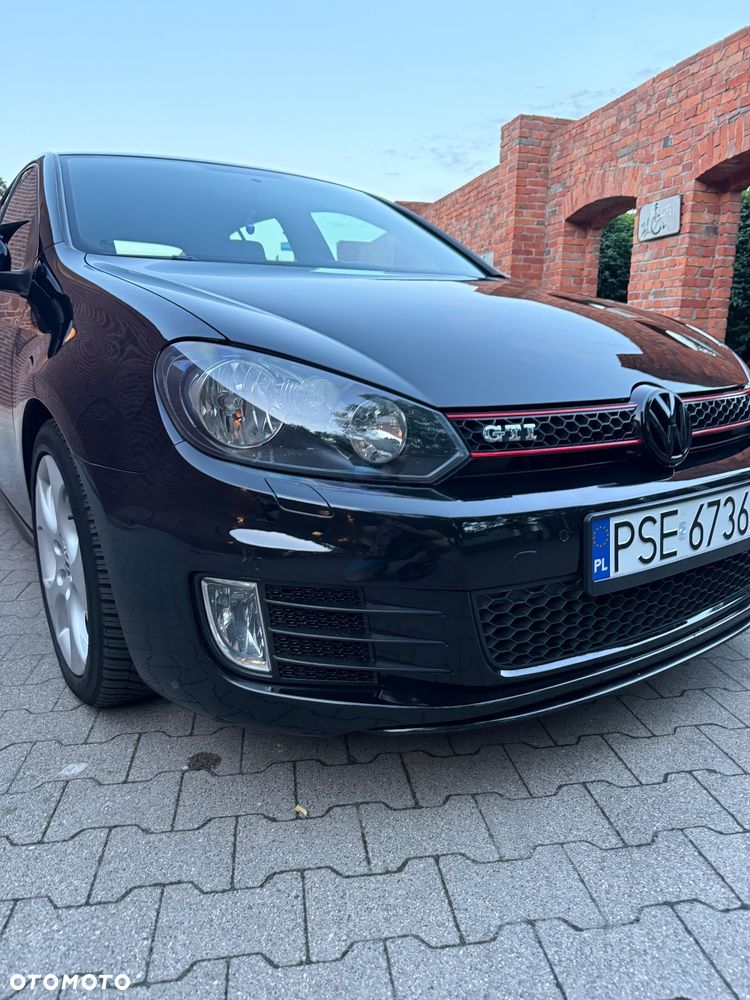 Volkswagen Golf 2.0 GTI - 29