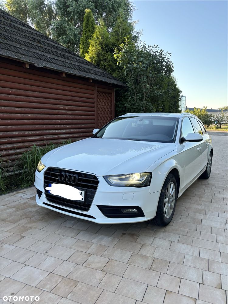 Audi A4 Avant - 1