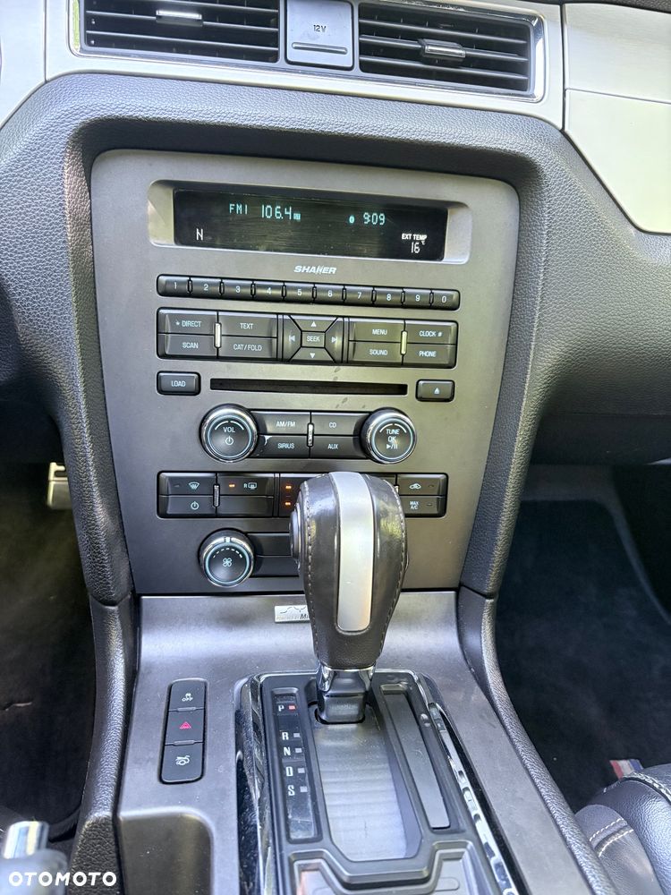 Ford Mustang 3.7 V6 Premium - 10