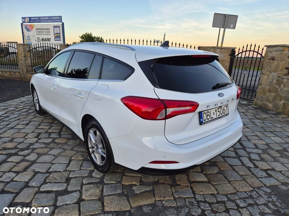 Ford Focus 1.0 EcoBoost Titanium - 2