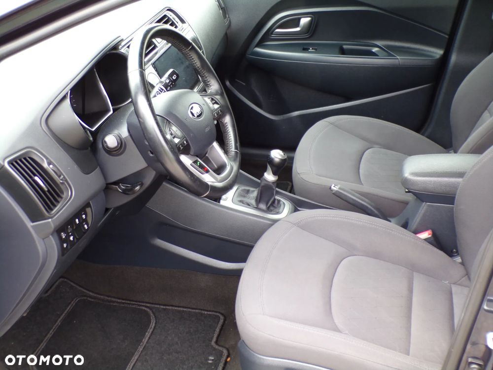 Kia Rio 1.2 Dream Team Edition - 20