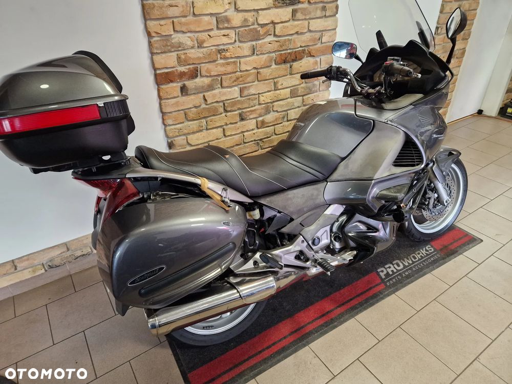 Honda Deauville - 3