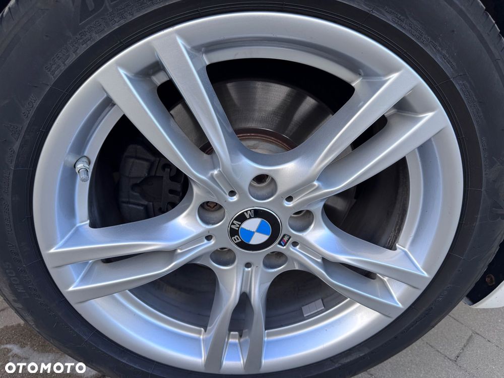 BMW 3GT 330i xDrive M Sport - 39