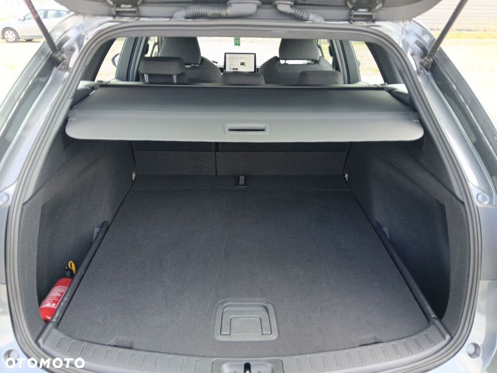 Toyota Corolla 1.8 Hybrid Comfort - 13