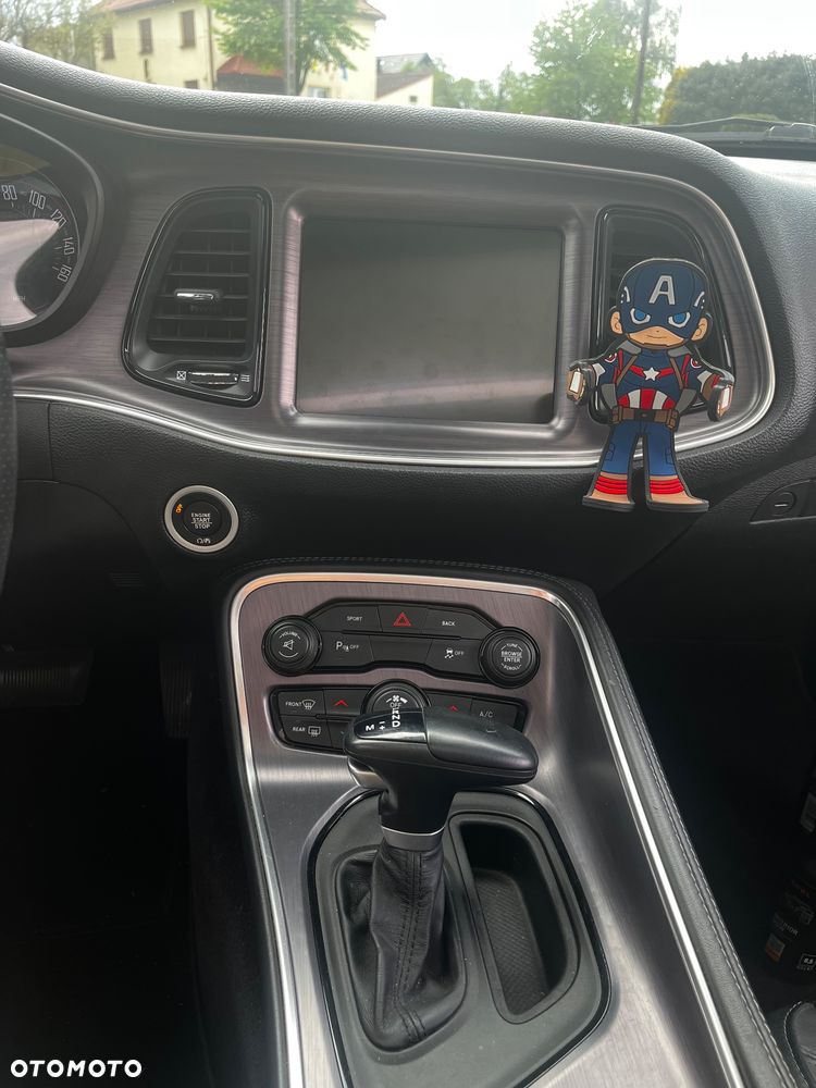 Dodge Challenger Automatik SXT Plus - 15