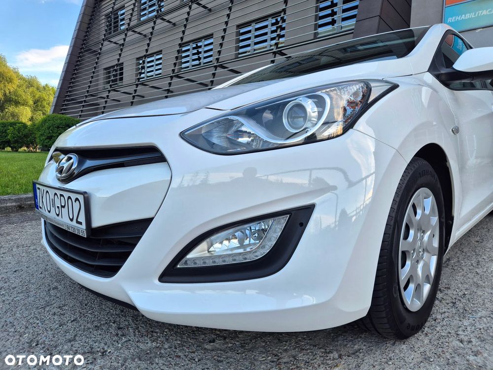 Hyundai i30 1.4 Classic + - 9