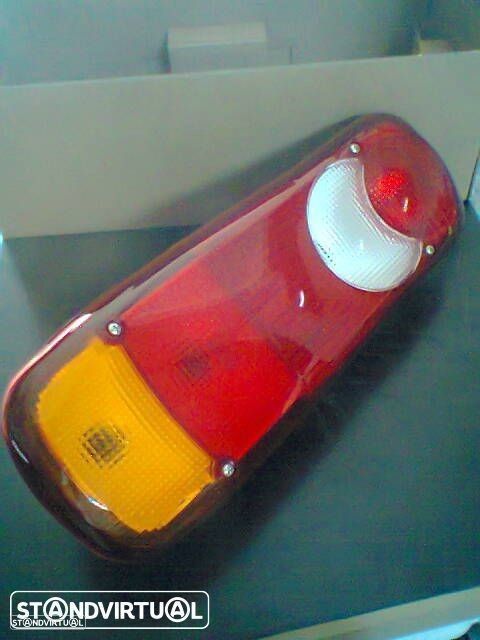 farolim stop renault master caixa aberta - 1