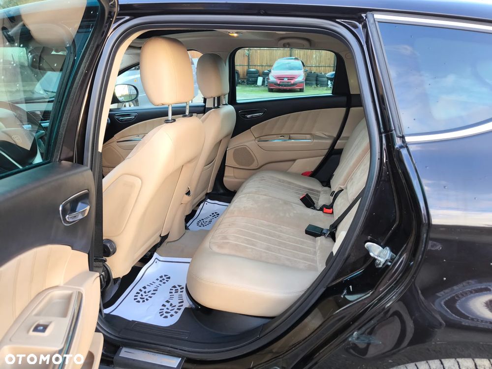 Lancia Delta 1.6 MultiJet 16v Silver - 13