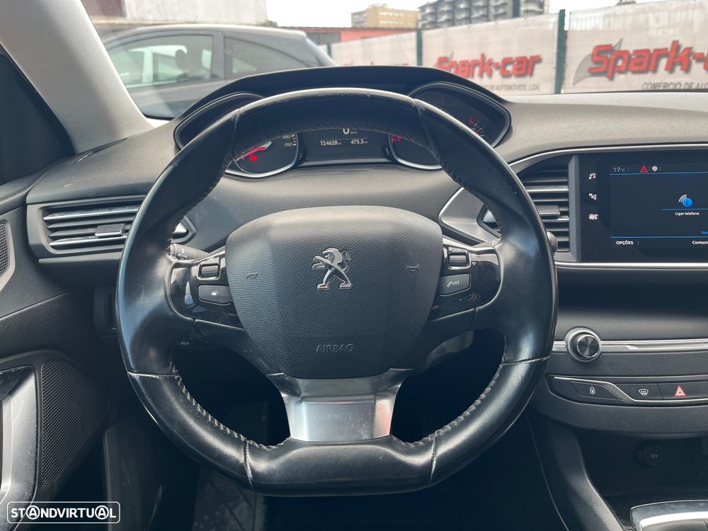 Peugeot 308 1.2 PureTech Style - 10