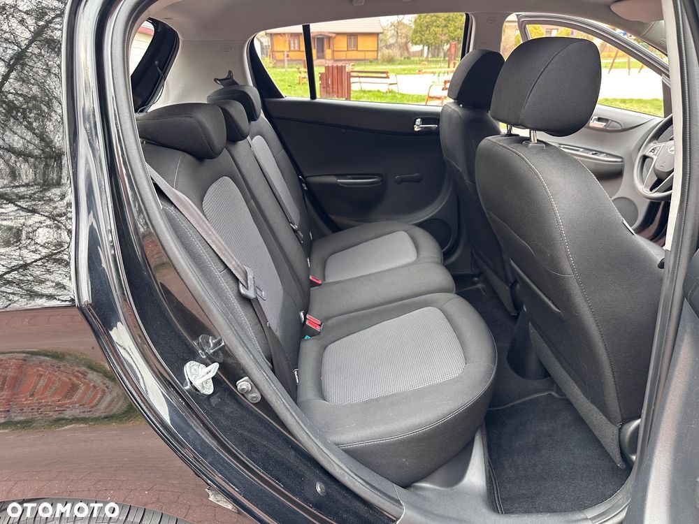 Hyundai i20 1.2 Fifa World Cup Edition - 22