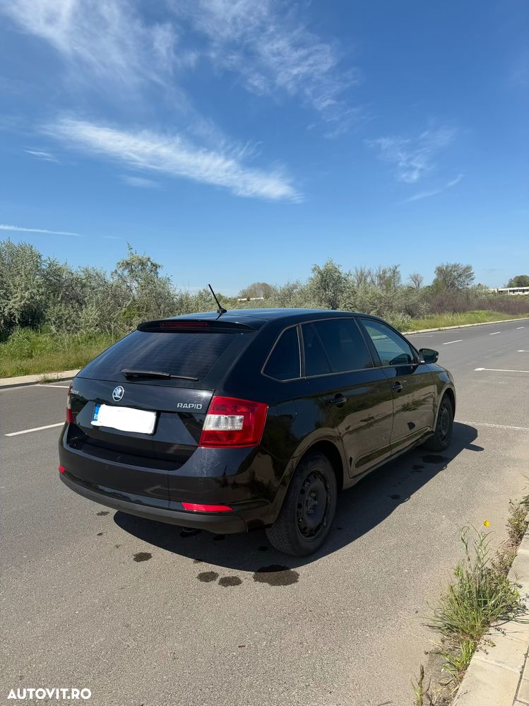 Skoda RAPID 1.4 TDI Active DSG - 6