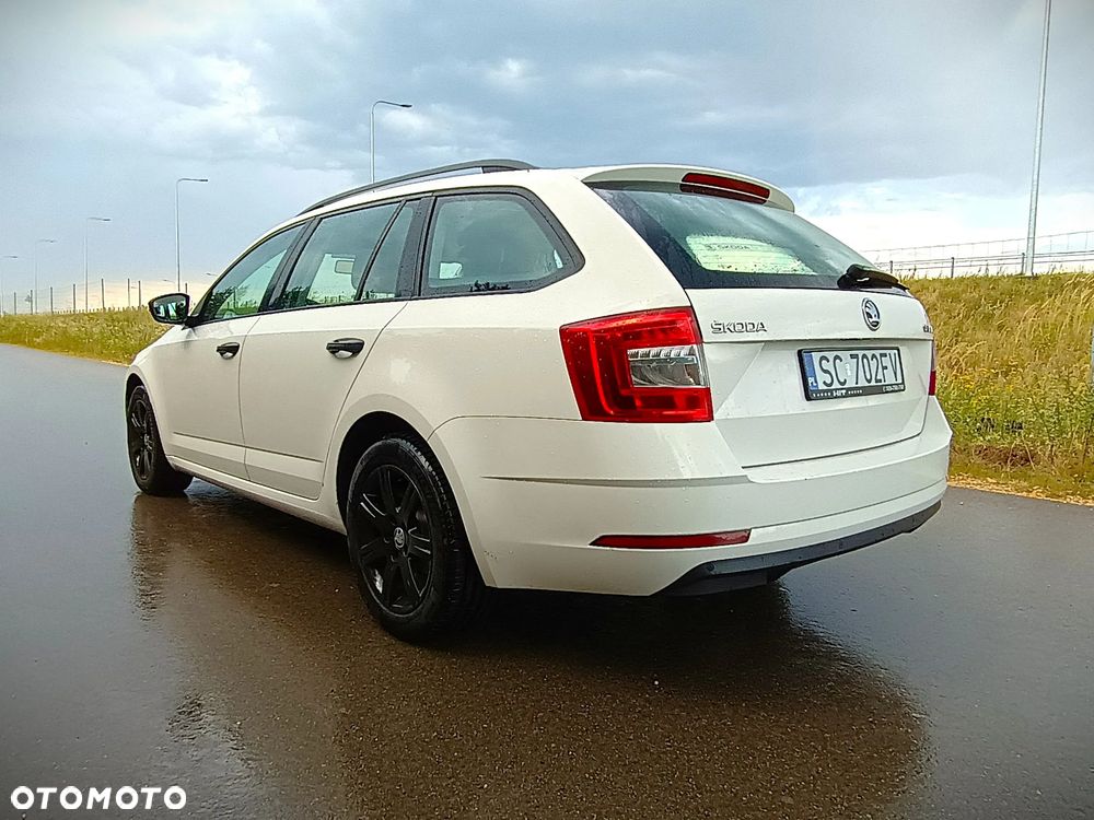 Skoda Octavia 1.6 TDI Active - 3