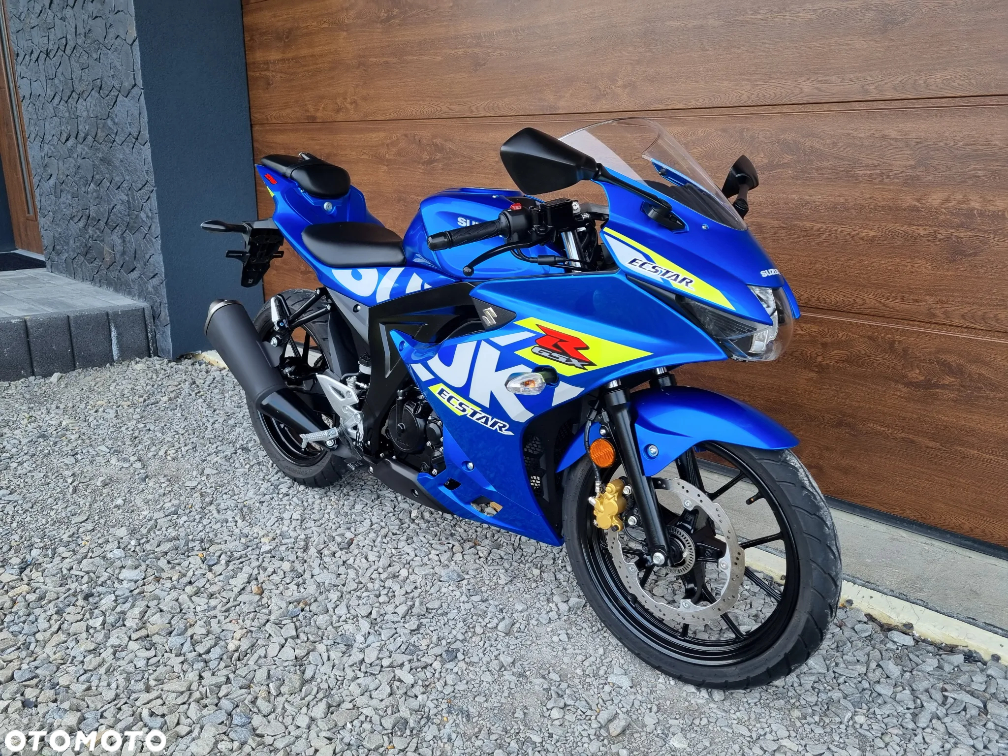 Suzuki GSX-R - 2