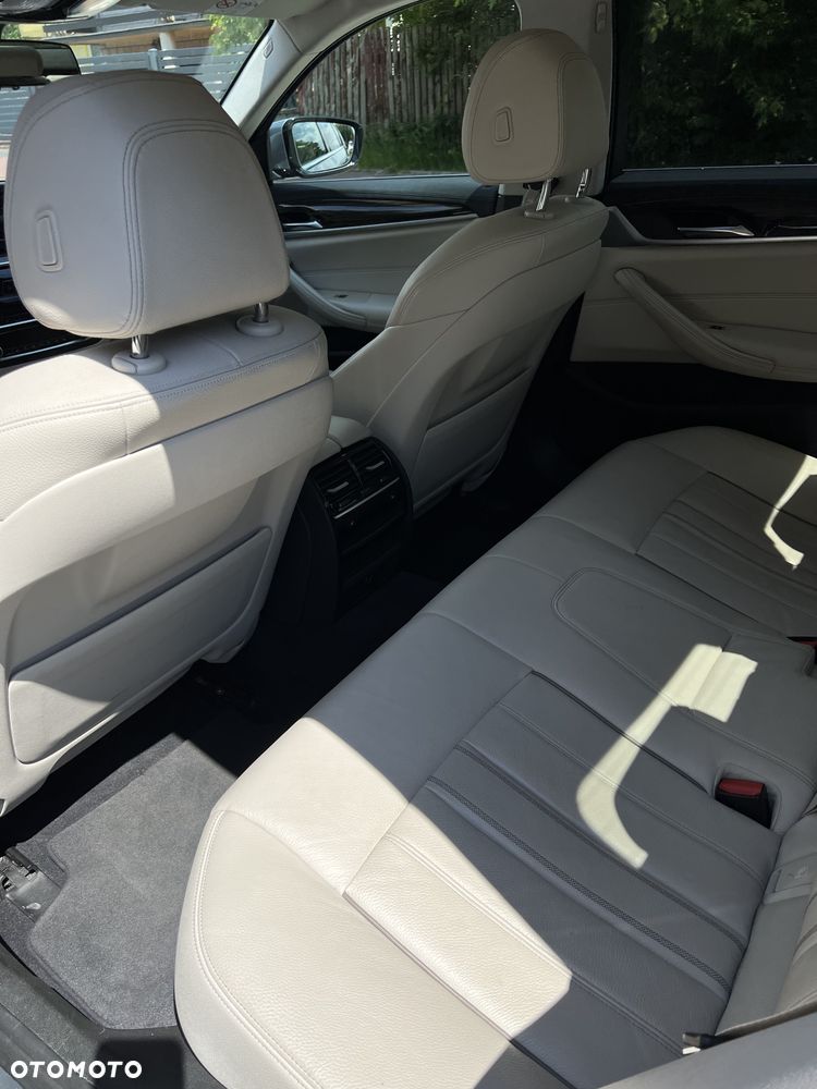 BMW Seria 5 520d Efficient Dynamics Luxury Line - 10