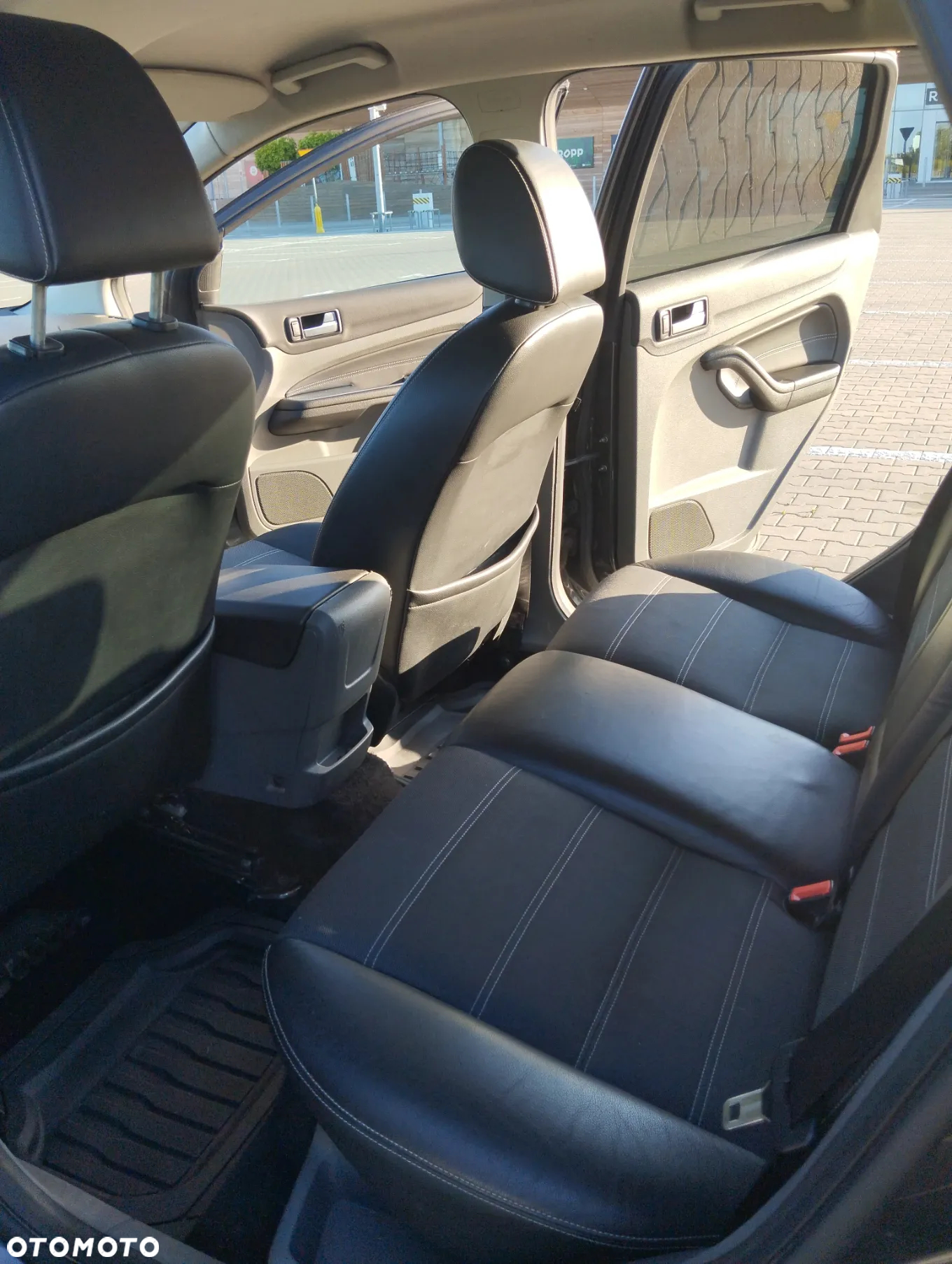 Ford Focus 1.8 TDCi Titanium - 16