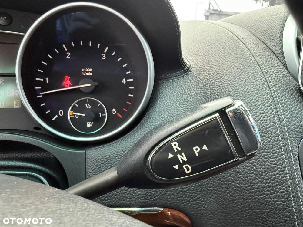 Mercedes-Benz GL 320 CDI 4Matic 7G-TRONIC - 27