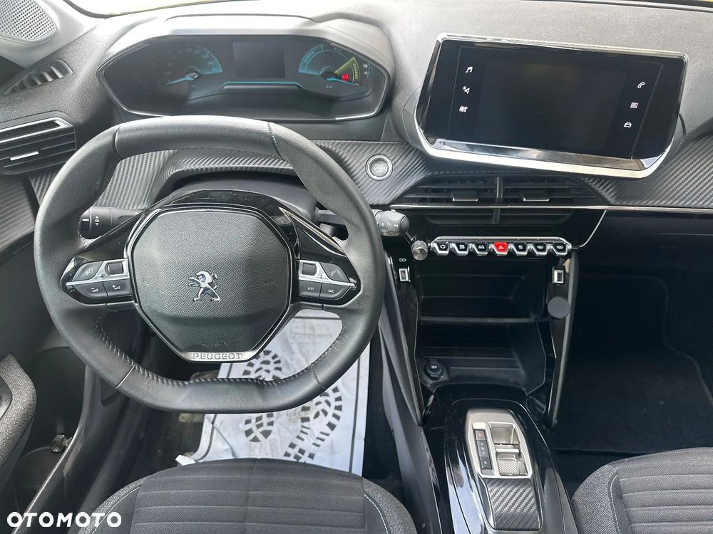 Peugeot 208 Elektromotor 136 Allure+ - 25
