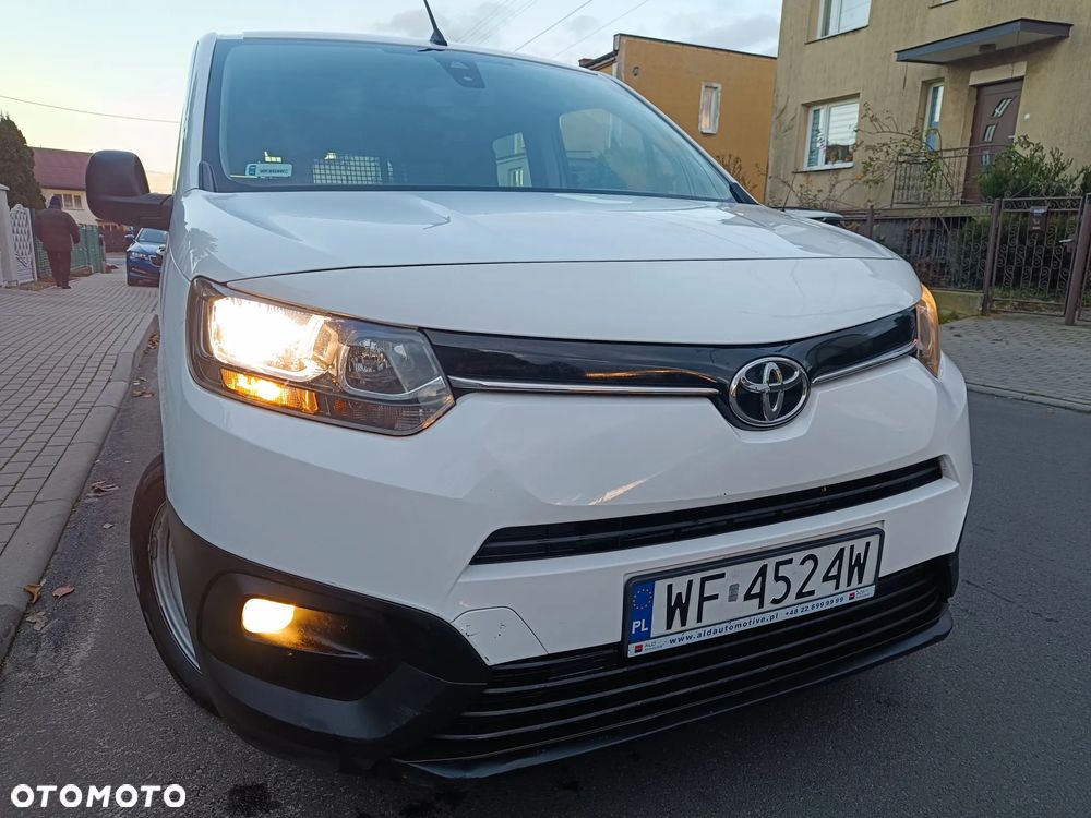 Toyota Proace City - 10
