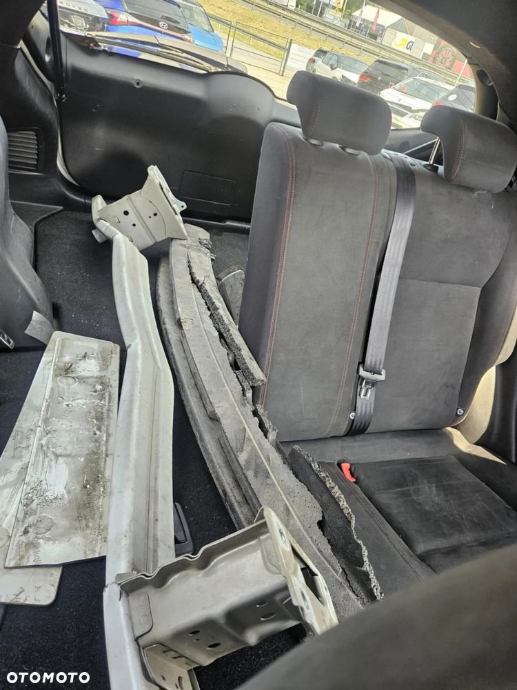 Nissan Juke 1.6 T Nismo - 10