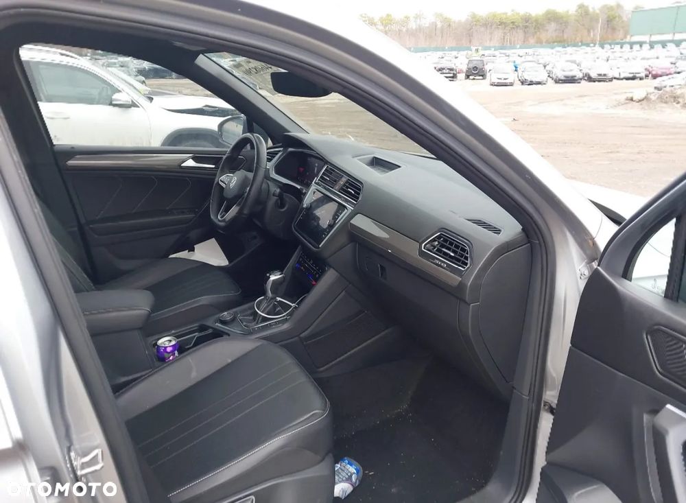 Volkswagen Tiguan - 9