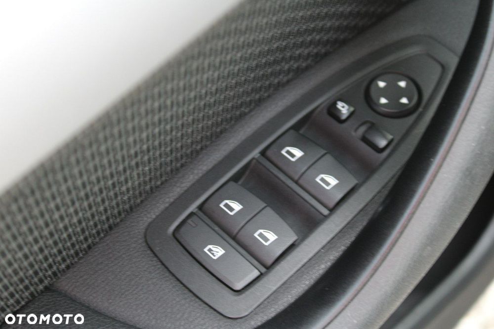BMW X1 - 20