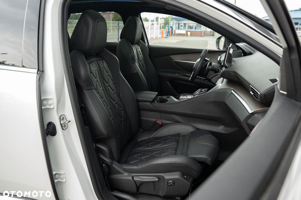 Peugeot 3008 - 23