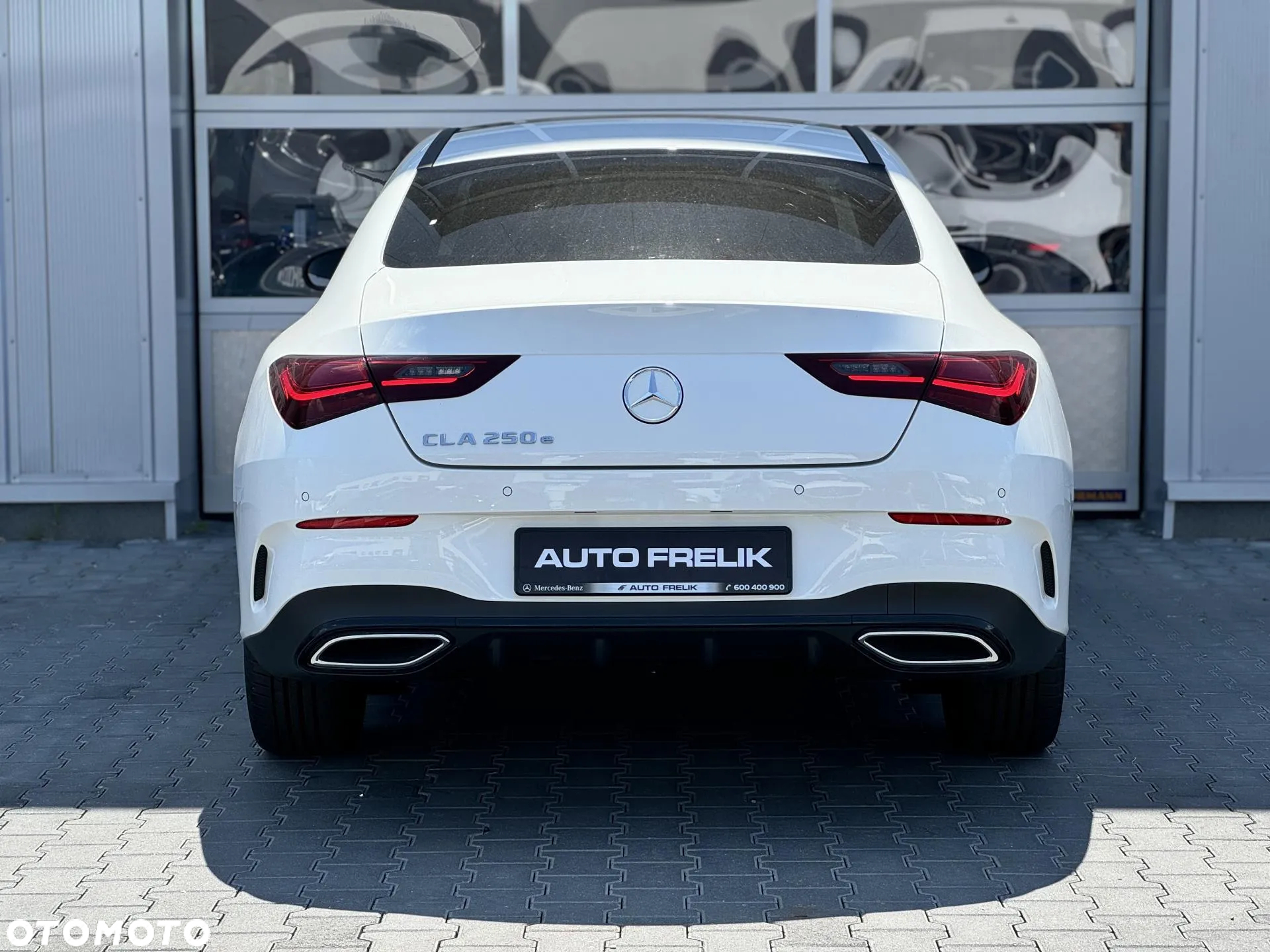 Mercedes-Benz CLA 250 e PHEV AMG Line 8G-DCT - 10