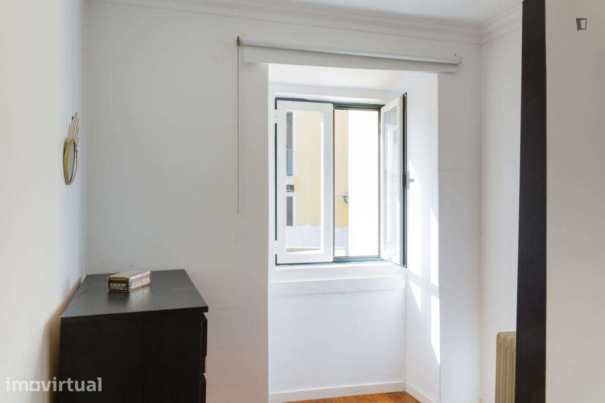 Apartamento com 2 quartos - localizado em São Bento Lisbon - Grande imagem: 4/12