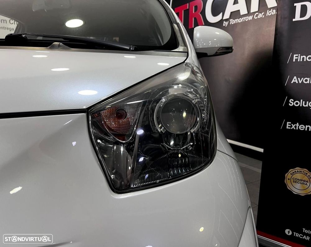 Toyota iQ 1.0 VVT-i 2 EP - 15