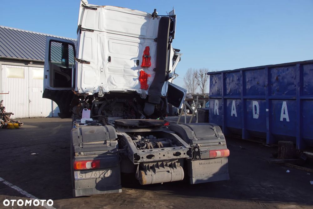 Pojazd na części - Mercedes Actros MP4 1845 12.8 449 KM OM471LA G211-12 9147 2018R Silnik Skrzynia Drzwi Grill Siodło Zbiornik Lampa Lusterko Deska Kokpit Sterownik Moduł Czujnik Licznik Panel Kierownica - 6
